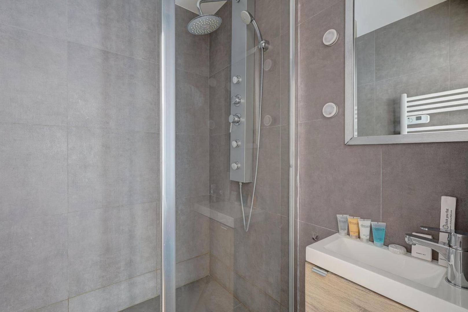 127 Suite Moshe - Superbe Appartement A Paris. Kültér fotó